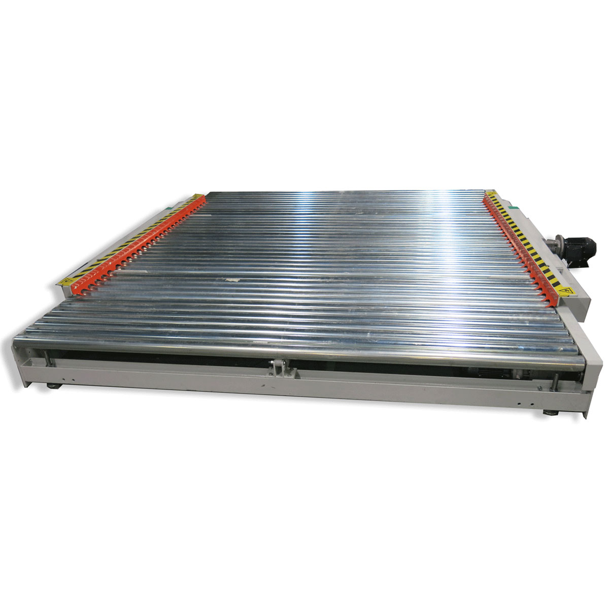 Conveyor With Low Centering System Manufacturers in Gandhinagar